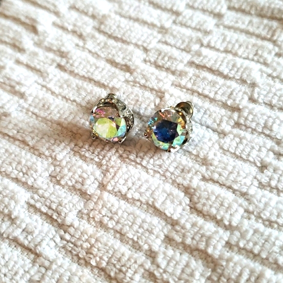 💎 RW&CO - Costume Jewlery Cubic Zirconia Stud Earings - Picture 2 of 4